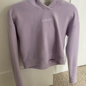 Alphalete Cropped Top